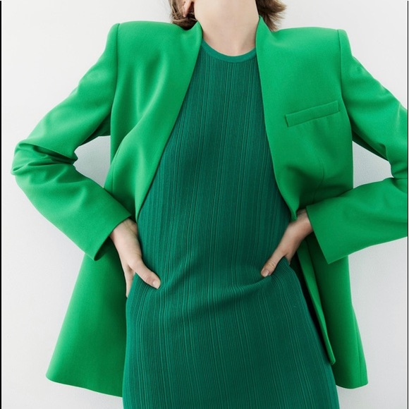 Slightly used ZARA Green Blazer - Picture 8 of 8
